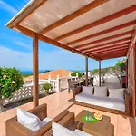 بيت للعطل с бассейном и видом на океан в Callao Salvaje. *