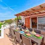 بيت للعطل с бассейном и видом на океан в Callao Salvaje. *