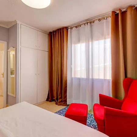 Tatil Evi с бассейном и видом на океан в Callao Salvaje. *