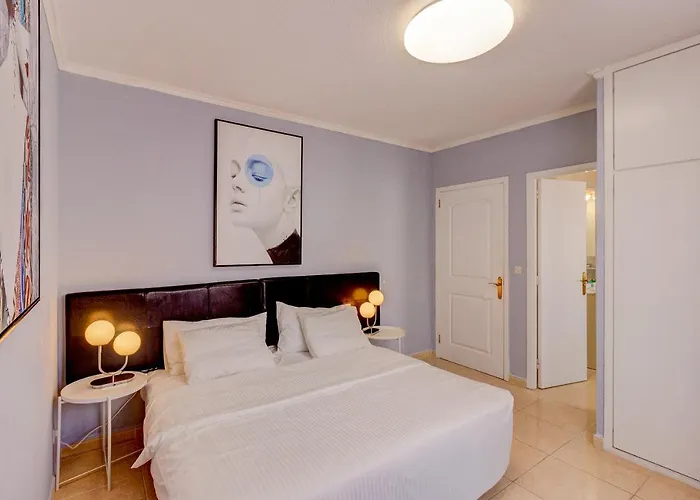 Tatil Evi с бассейном и видом на океан в Callao Salvaje. *