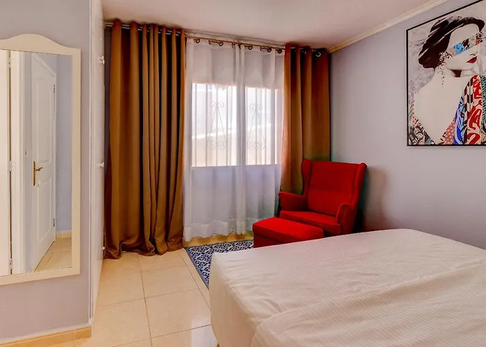 с бассейном и видом на океан в Callao Salvaje.