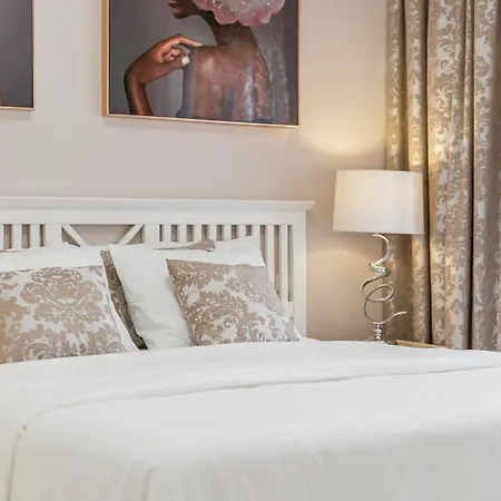 Holiday home с бассейном и видом на океан в Callao Salvaje.
